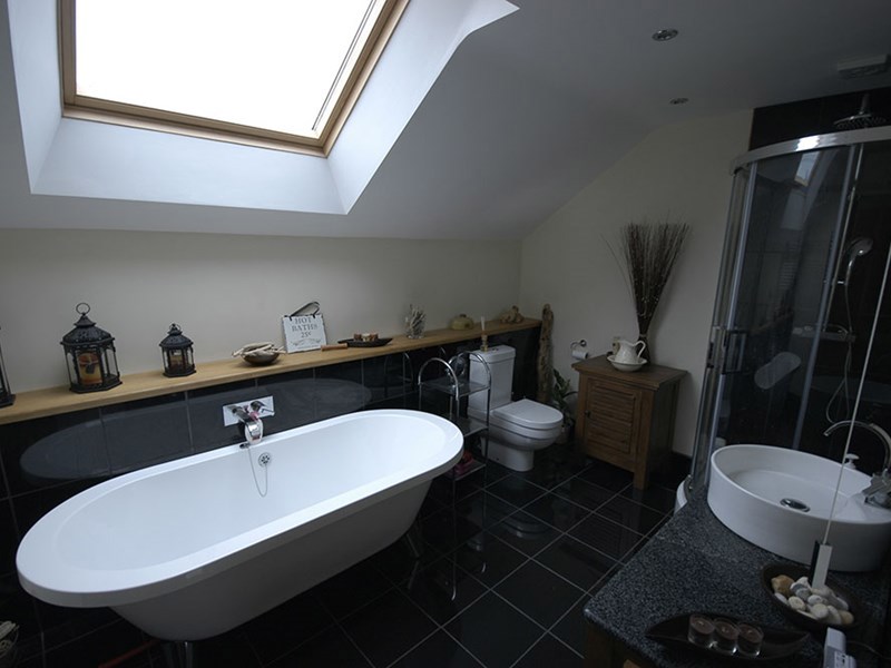 Gallery Image for 2 Springfield Close