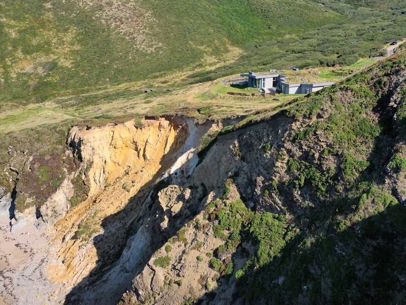 Gallery Image for Newgale Cliff Side Home