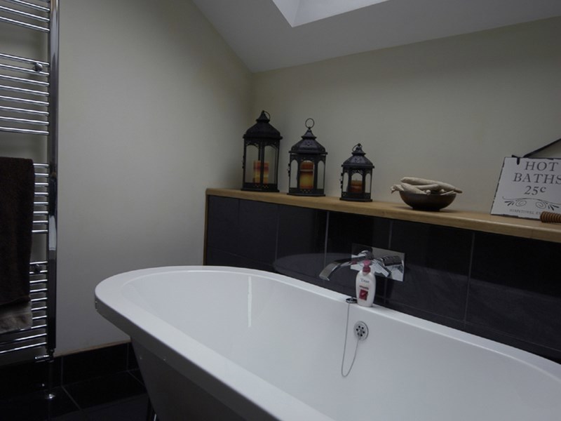 Gallery Image for 2 Springfield Close